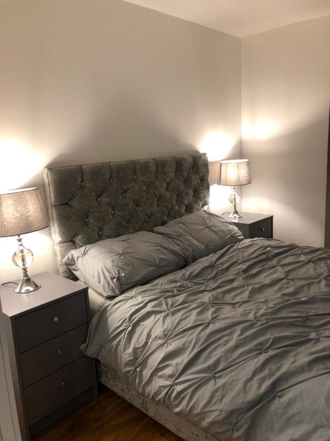 Exclusive Modern Decorated 1 Bedroom Detached Studio Newport  Eksteriør bilde
